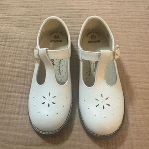 FootMates Sherry Mary Jane’s